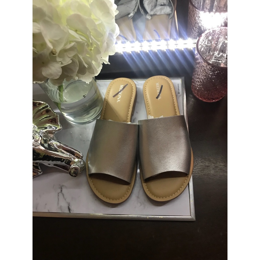 ✨NWOT Merona Slides✨ - Picture 3 of 5